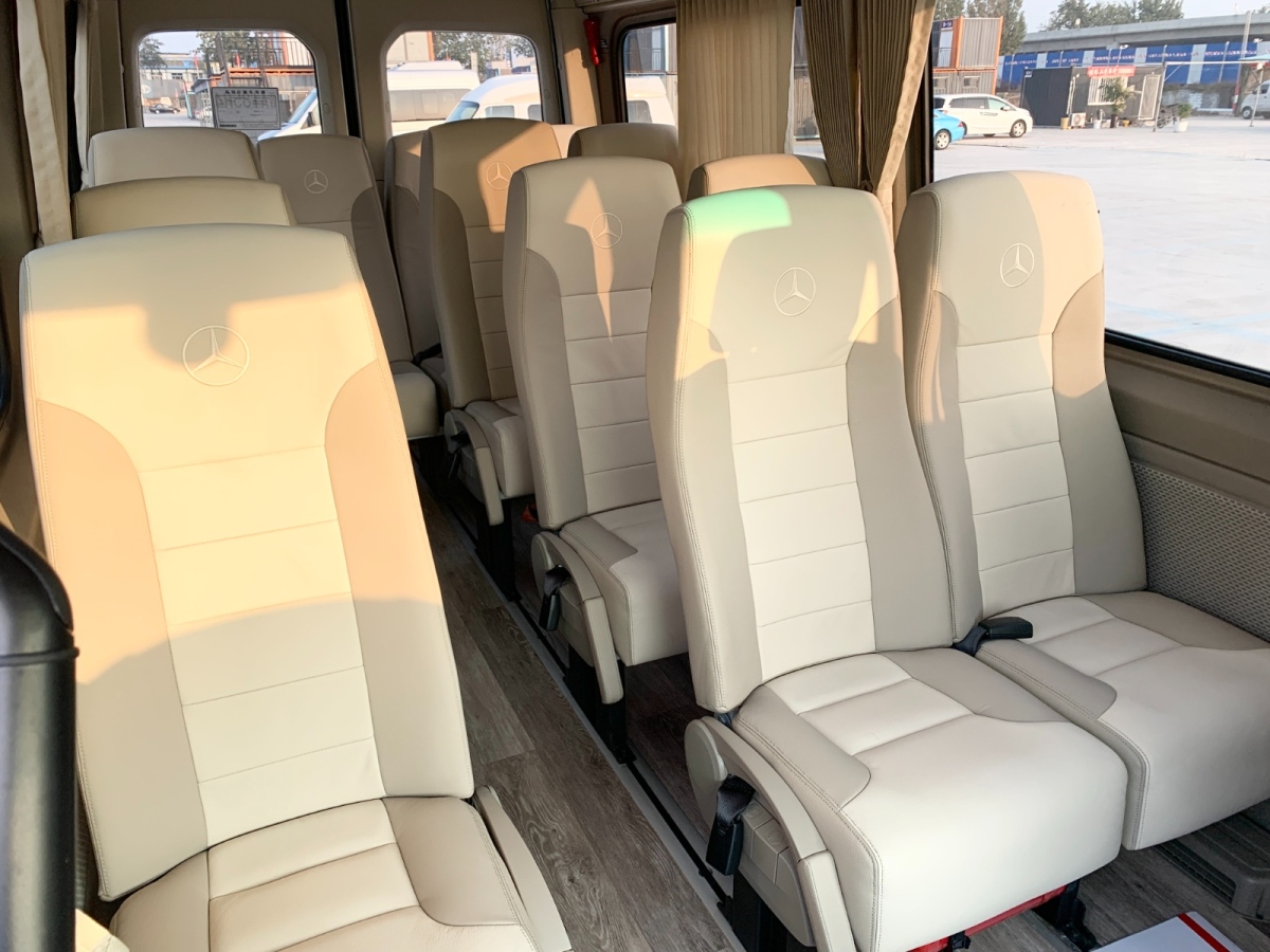 Mercedes-Benz Sprinter 2019 car image #9
