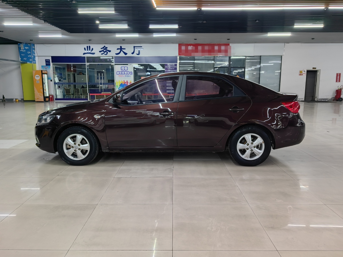 Kia Forte 2014 immagine di auto #9