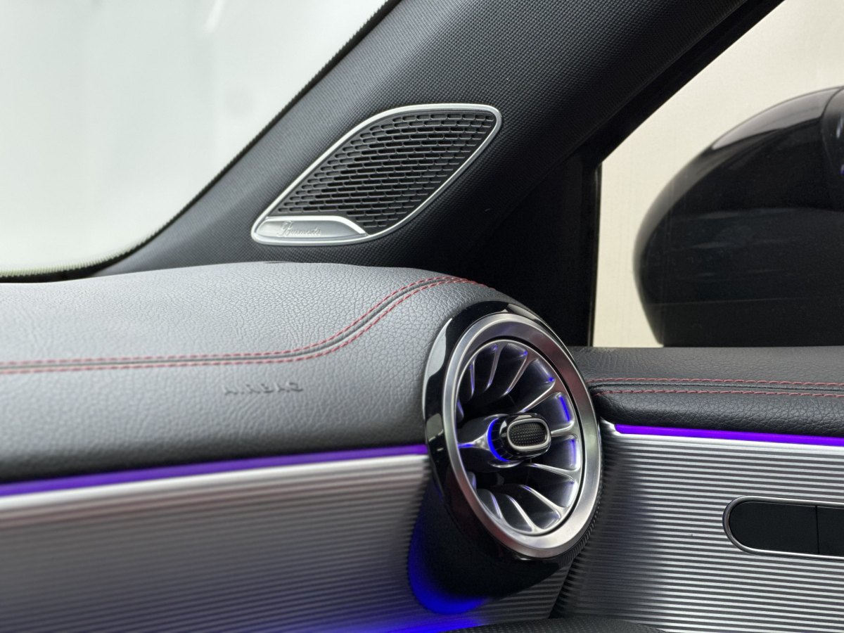 Mercedes-Benz A AMG 2021 image de voiture #9