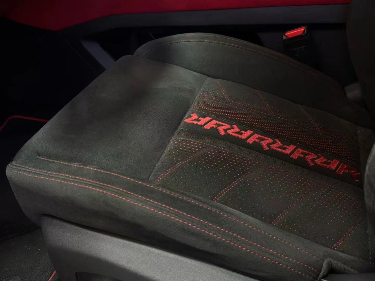 极氪 极氪001 FR 2024 汽车图片 #9