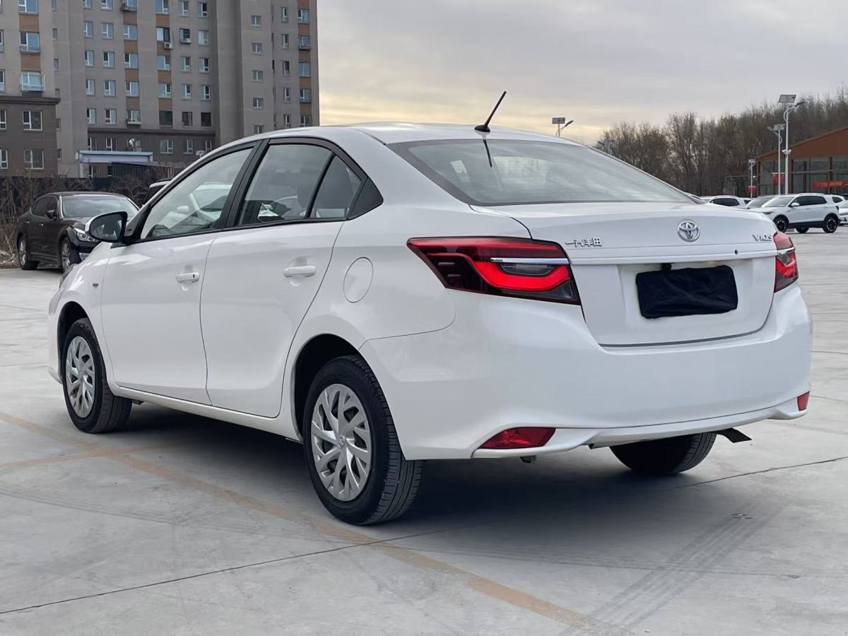 Toyota Vios 2021 изображение автомобиля #9