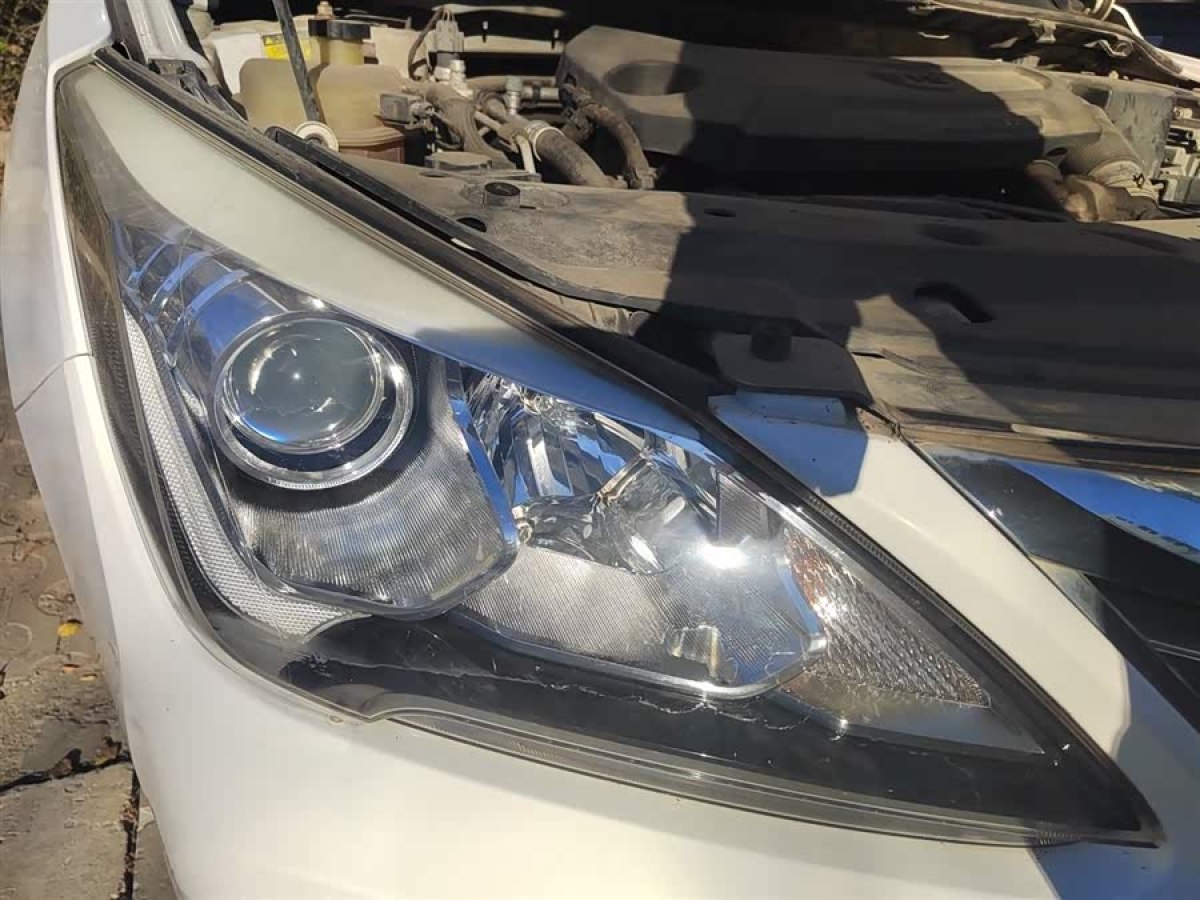 BYD G5 2014 immagine di auto #9