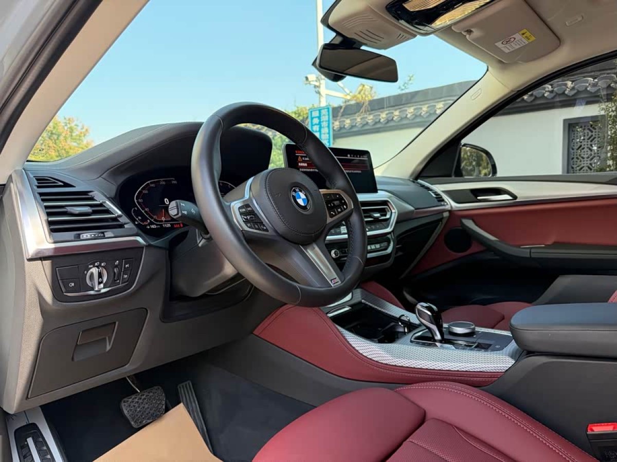 BMW X4 M 2023 car image #9
