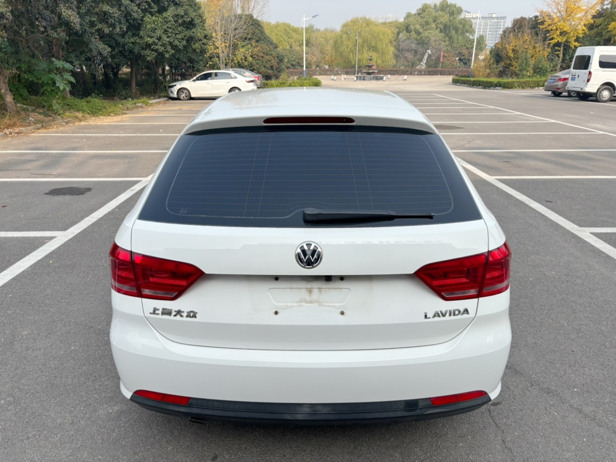 Volkswagen Gran Lavida 2015 immagine di auto #9