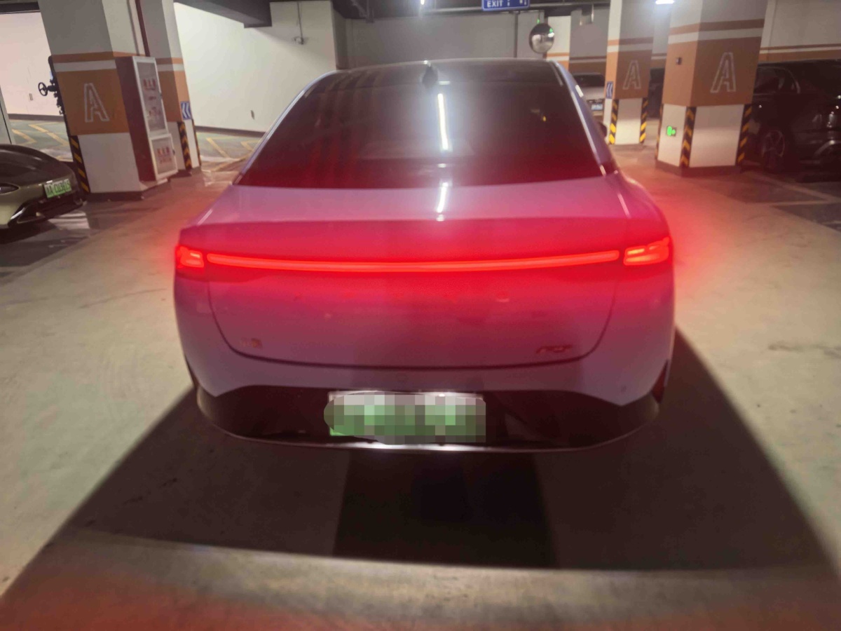 Xpeng G7 2021 صورة سيارة #9