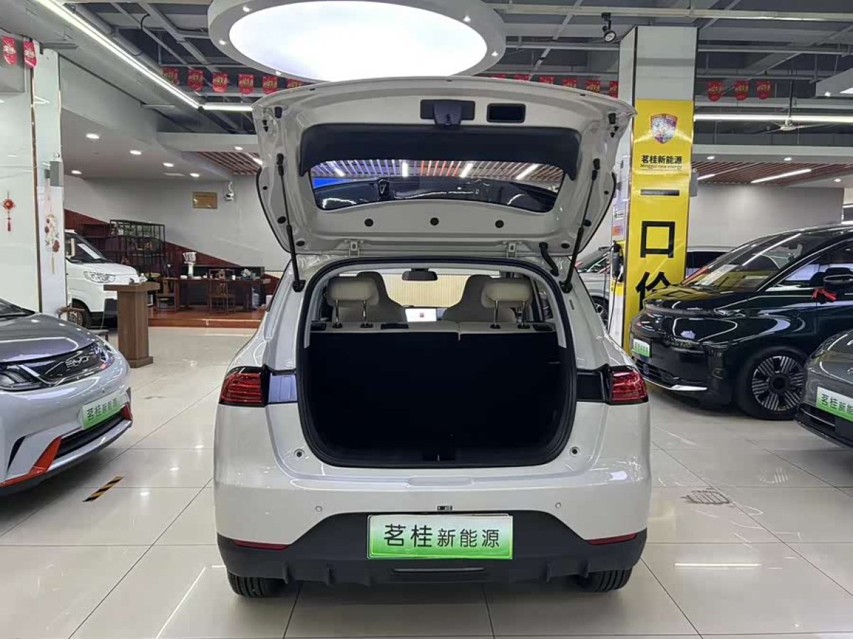 五菱汽车 五菱缤果PLUS 2025 汽车图片 #9