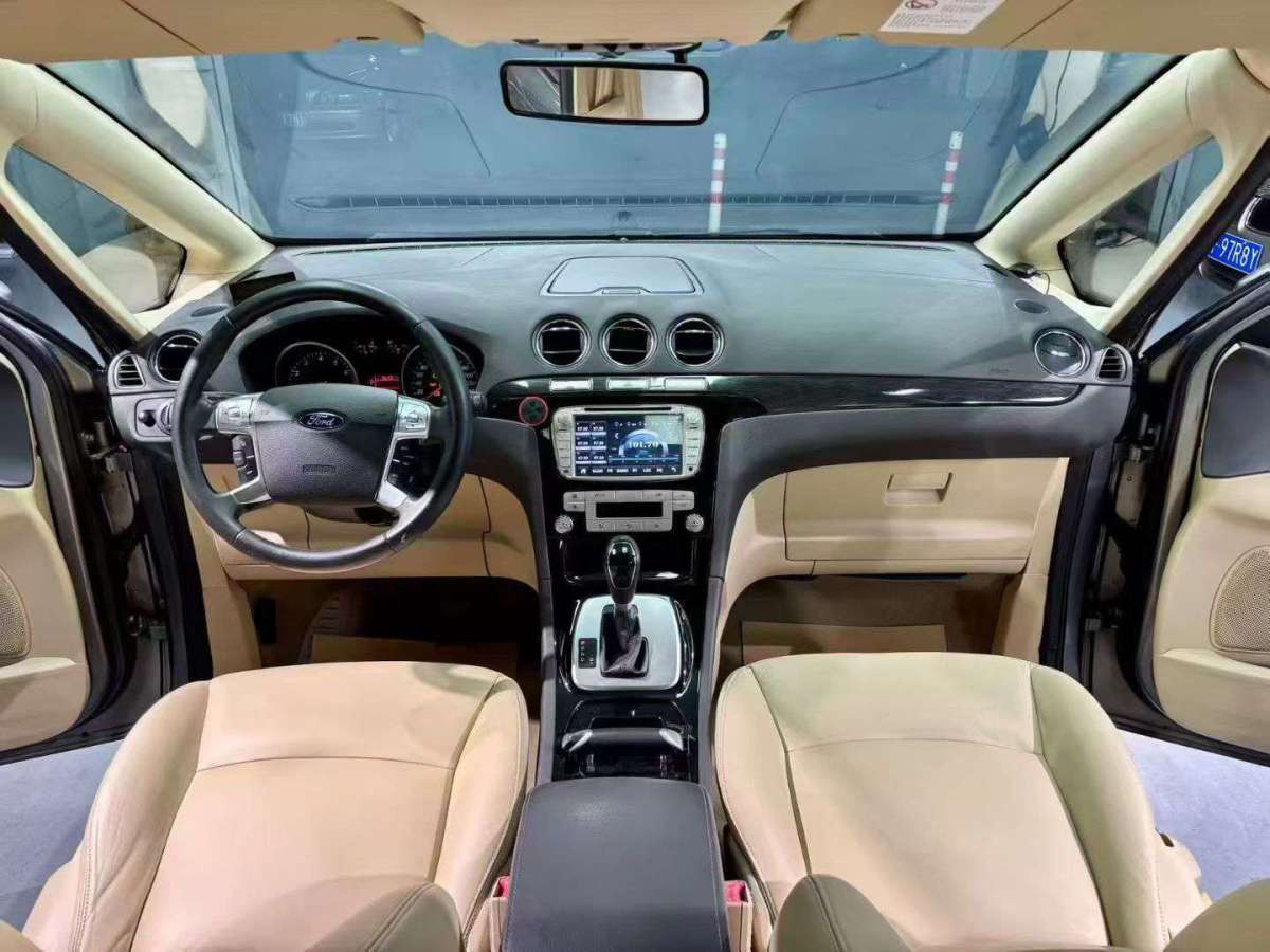 Ford S-MAX 2014 изображение автомобиля #9