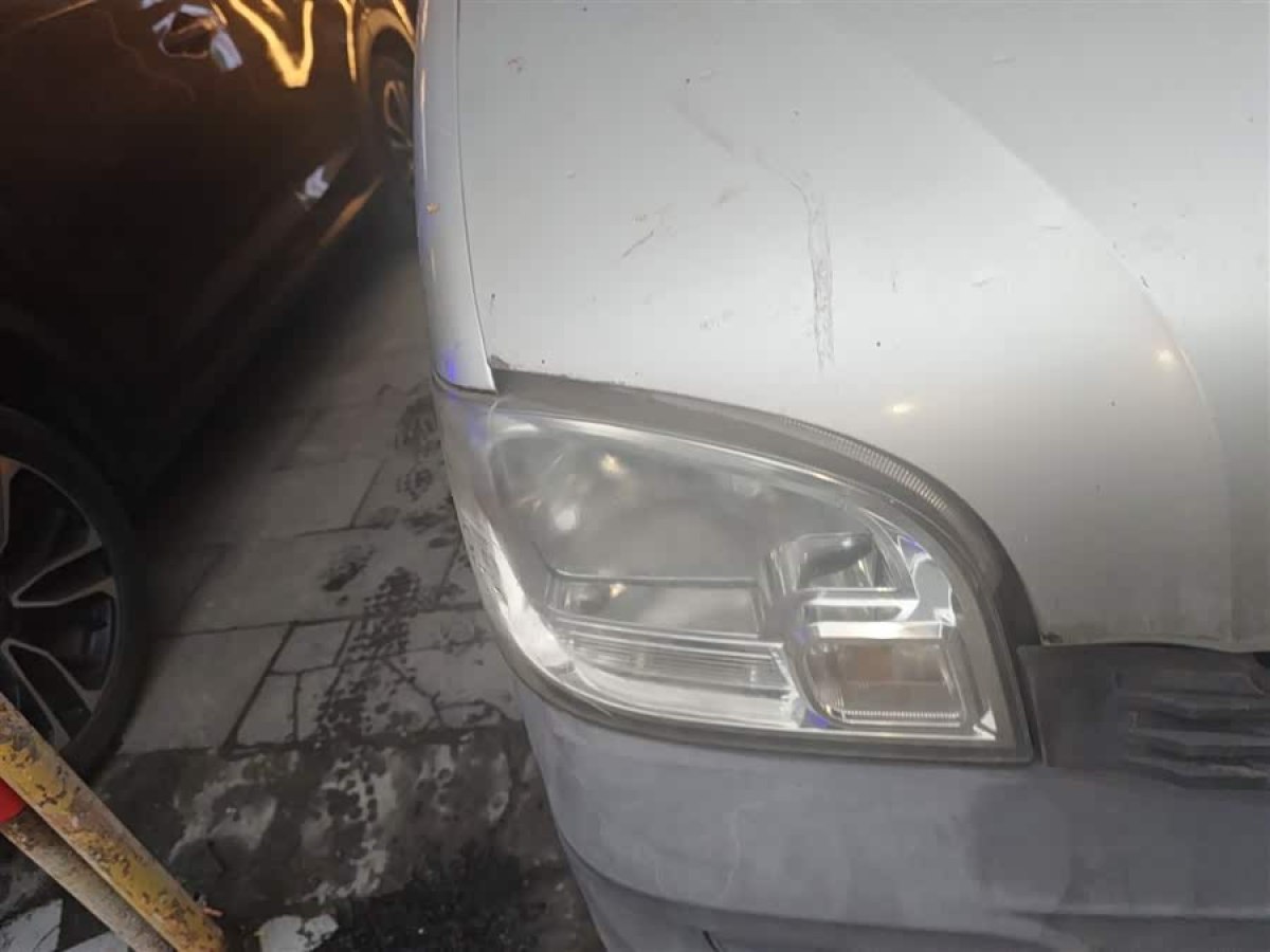 五菱汽车 五菱之光 2015 汽车图片 #9