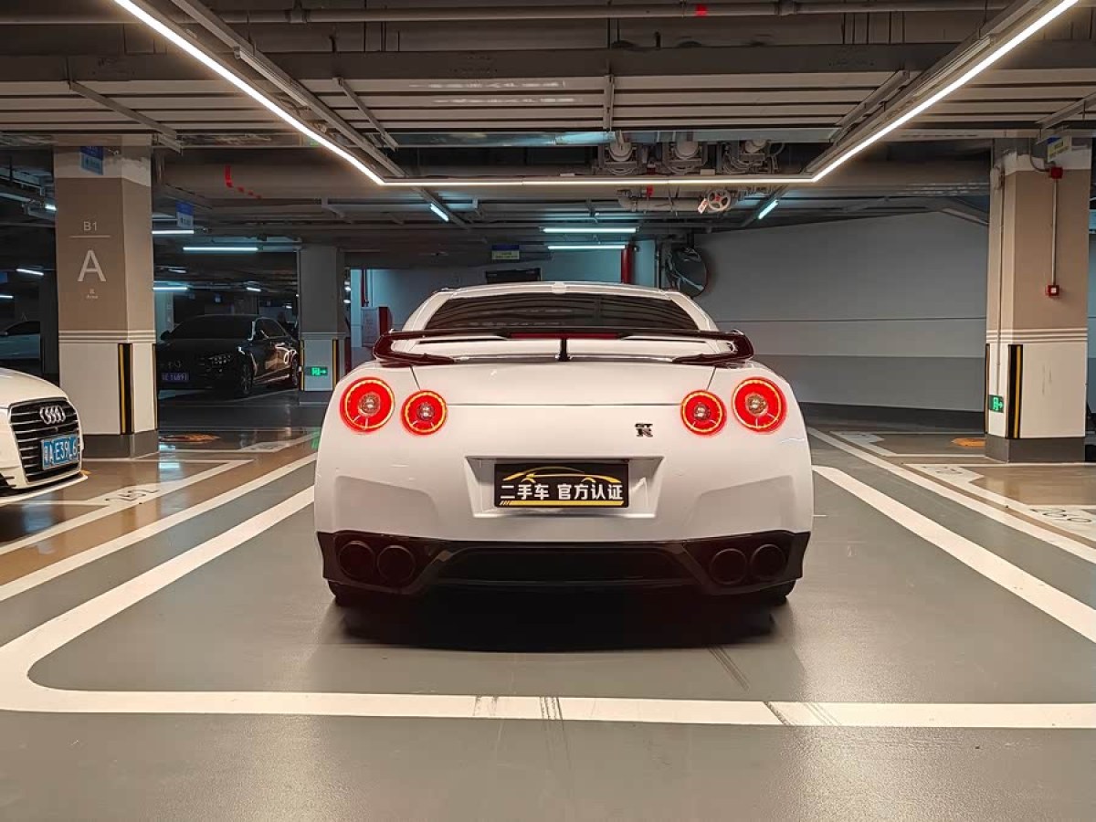日产 日产GT-R 2017 汽车图片 #9