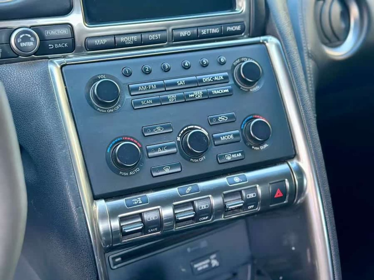 日产 日产GT-R 2009 汽车图片 #9