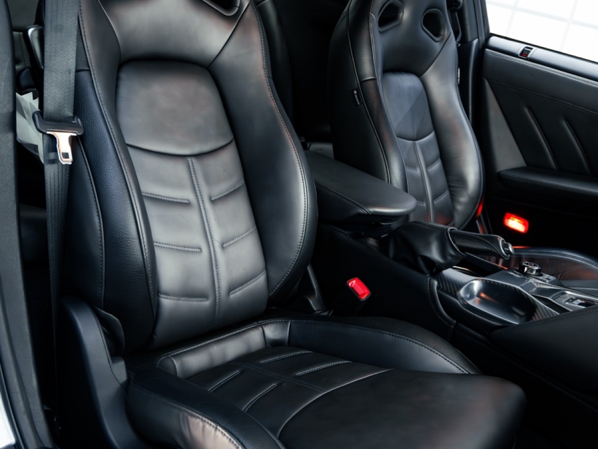 日产 日产GT-R 2024 汽车图片 #9