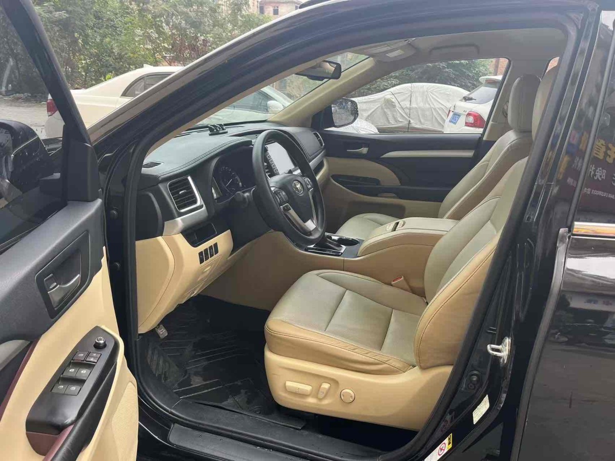 Toyota Highlander (Imported) 2019 immagine di auto #9