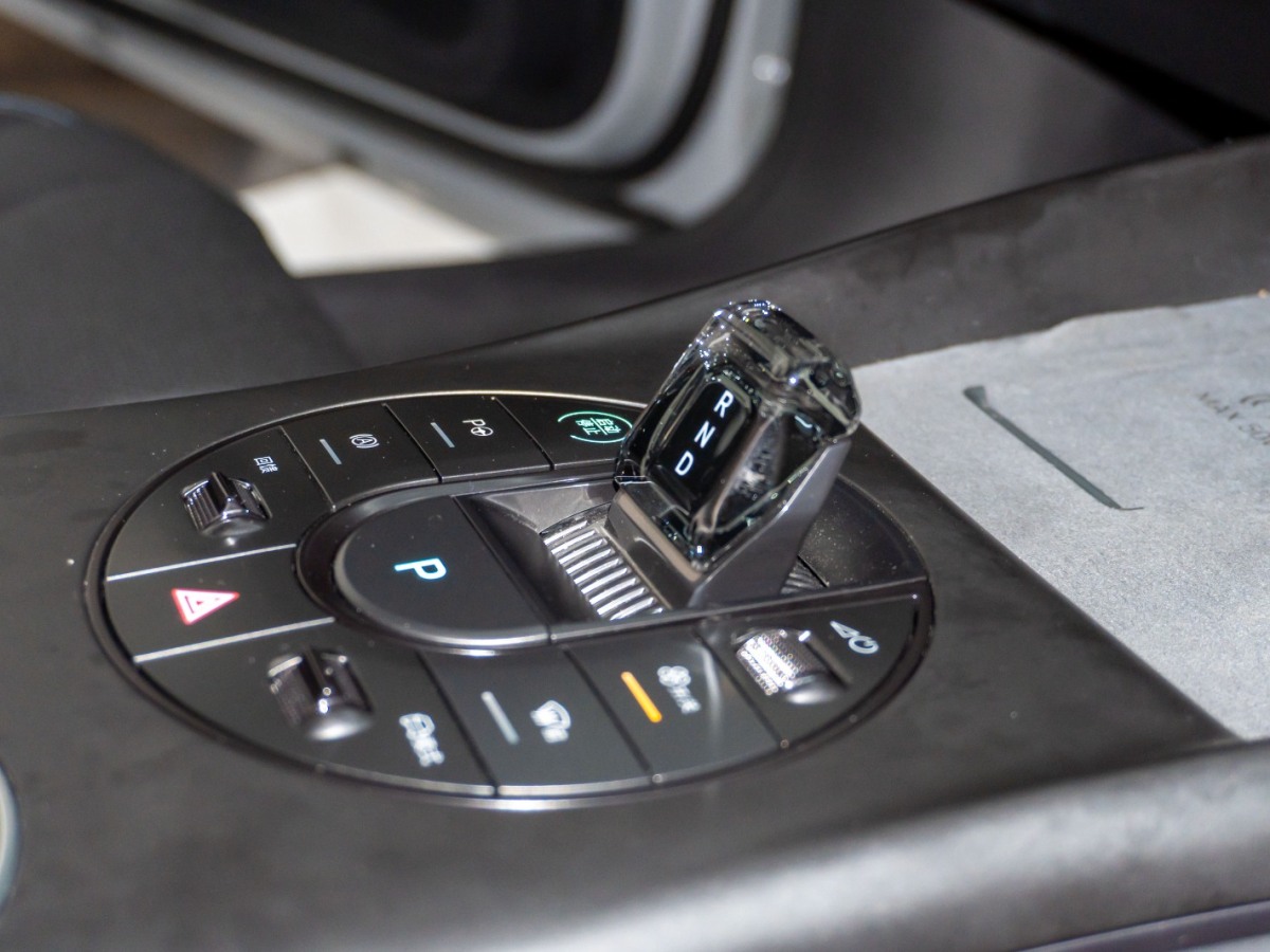 BYD Seal 2025 #9 BYD Seal 2025 car image #9