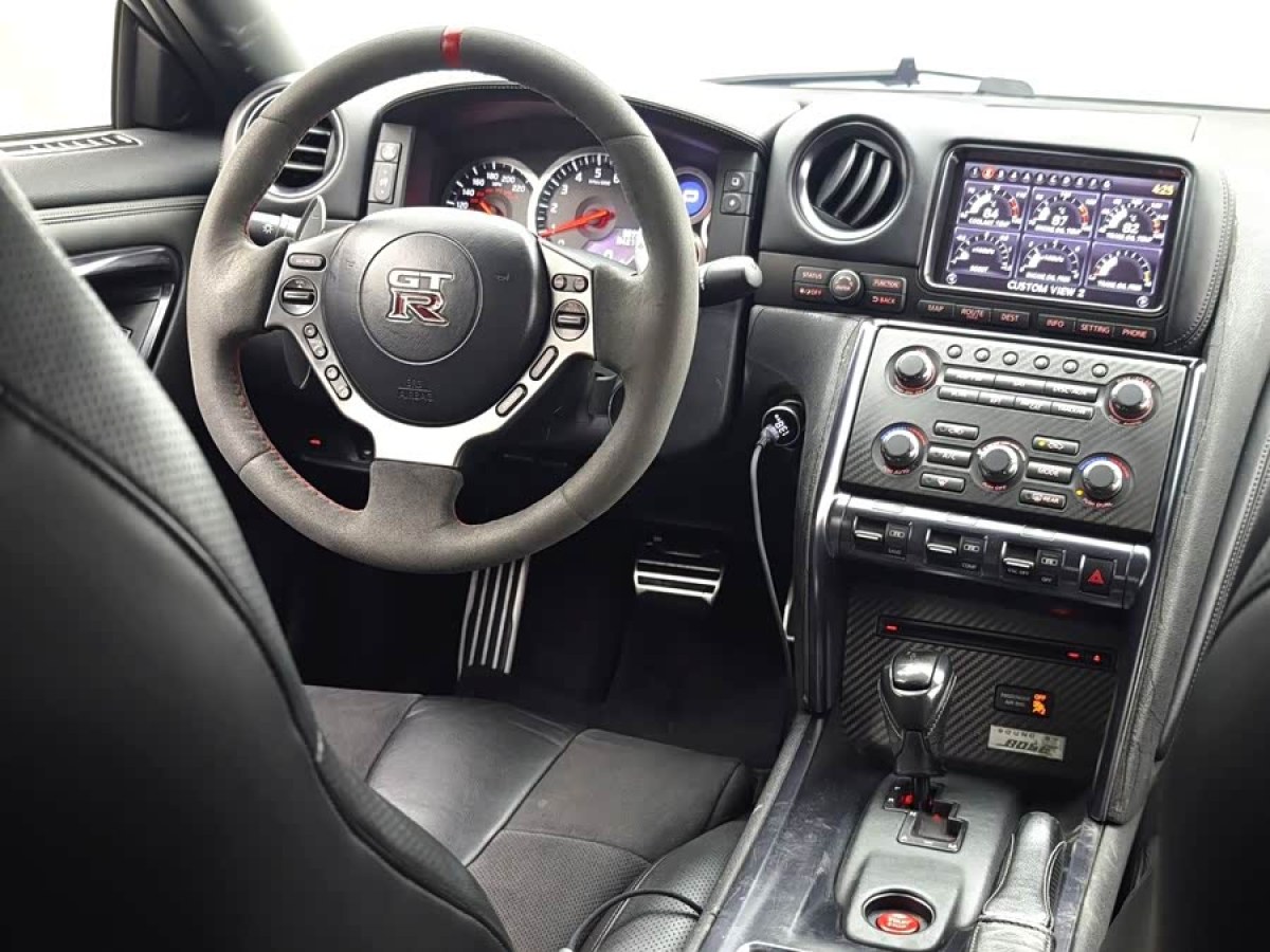 日产 日产GT-R 2011 汽车图片 #9