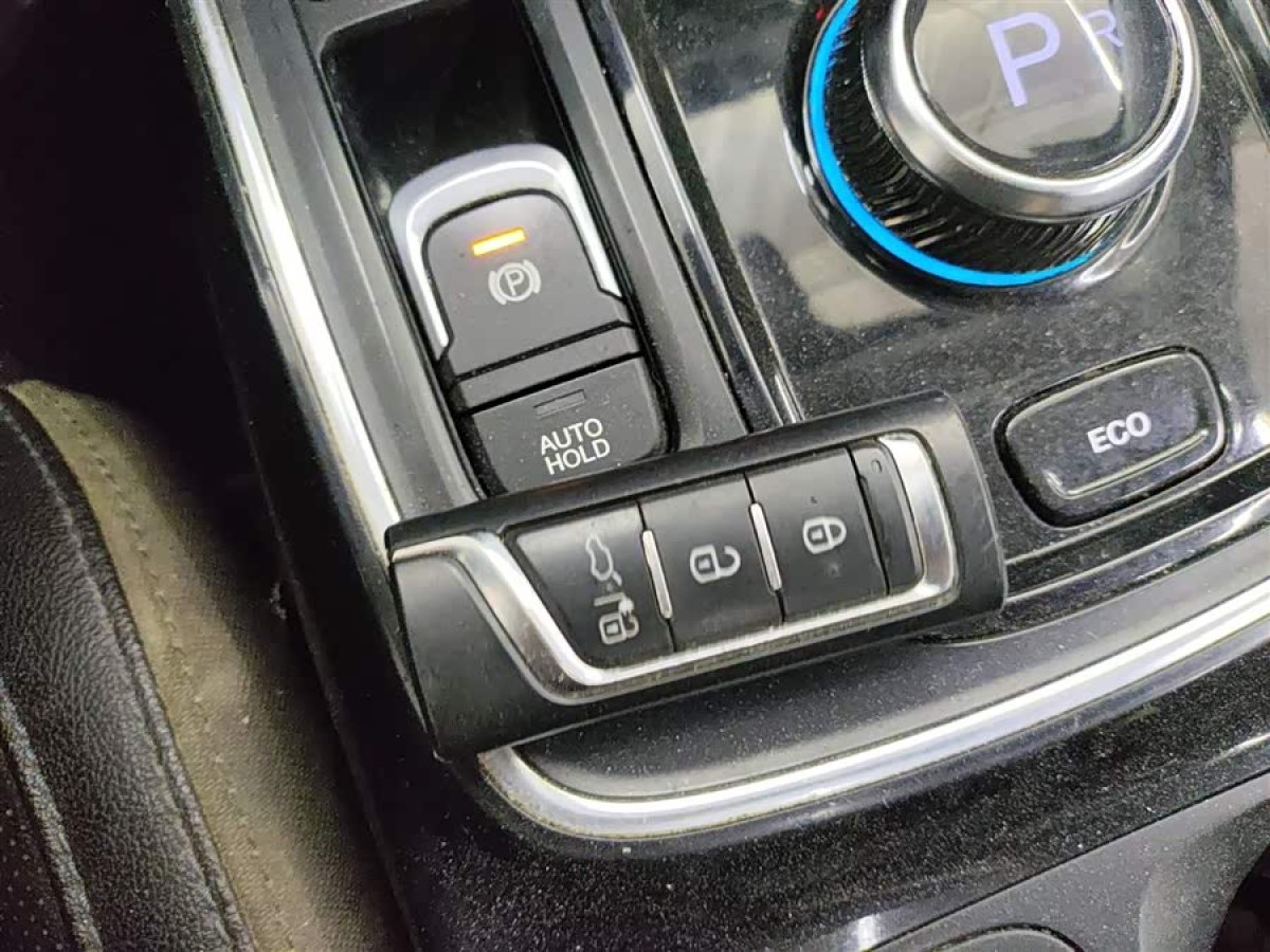 GAC ix4 2019 car image #9