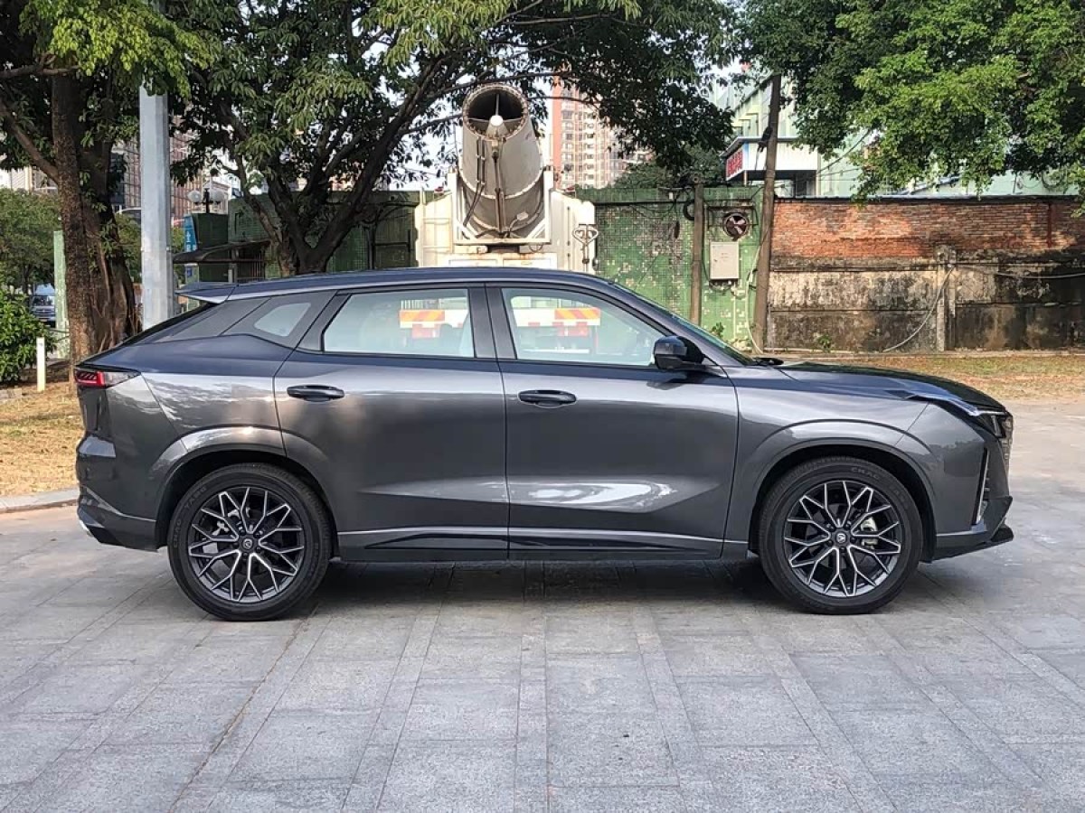 Changan UNI-Z 2024 #9 Changan UNI-Z 2024 صورة سيارة #9