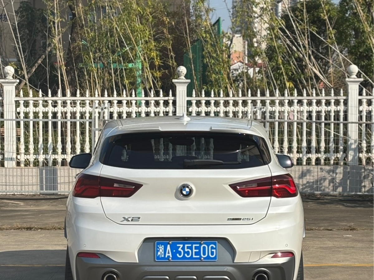 BMW X2 2020 car image #9