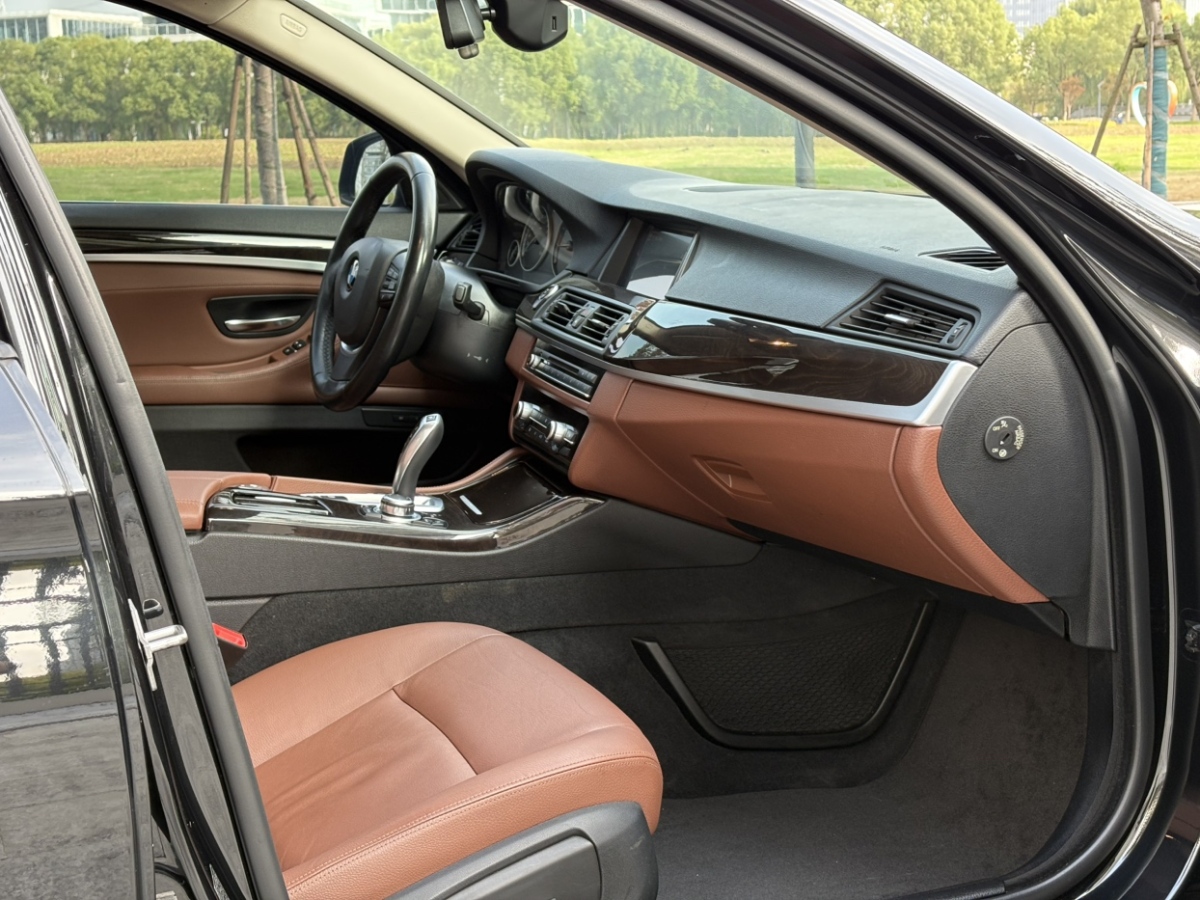 BMW 5 Series 2016 #9 BMW 5 Series 2016 car image #9