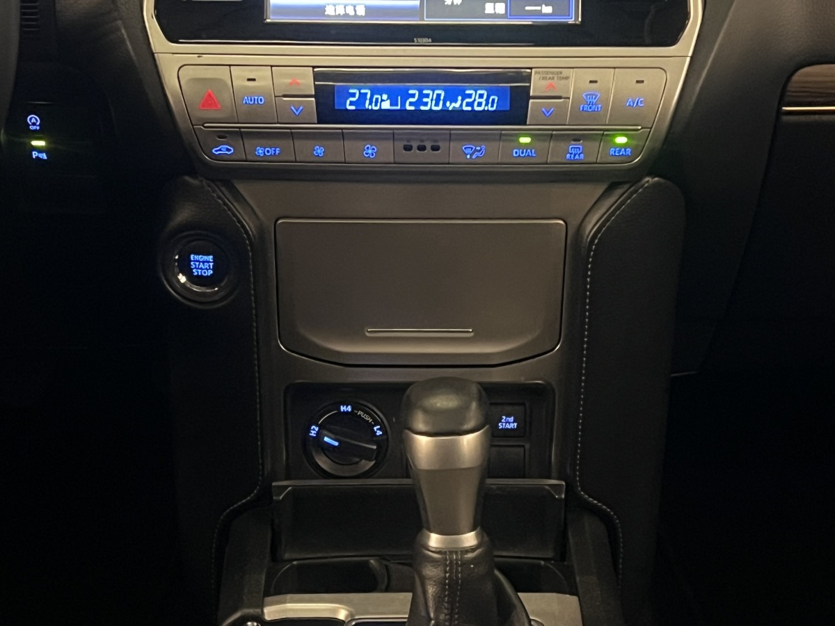 Toyota Land Cruiser Prado 2019 #9 Toyota Land Cruiser Prado 2019 car image #9