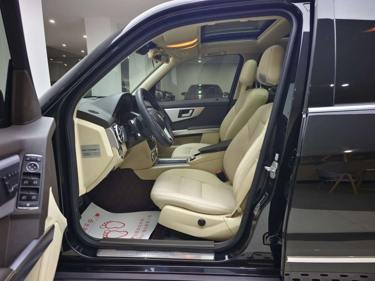 Mercedes-Benz GLK Class 2014 car image #9