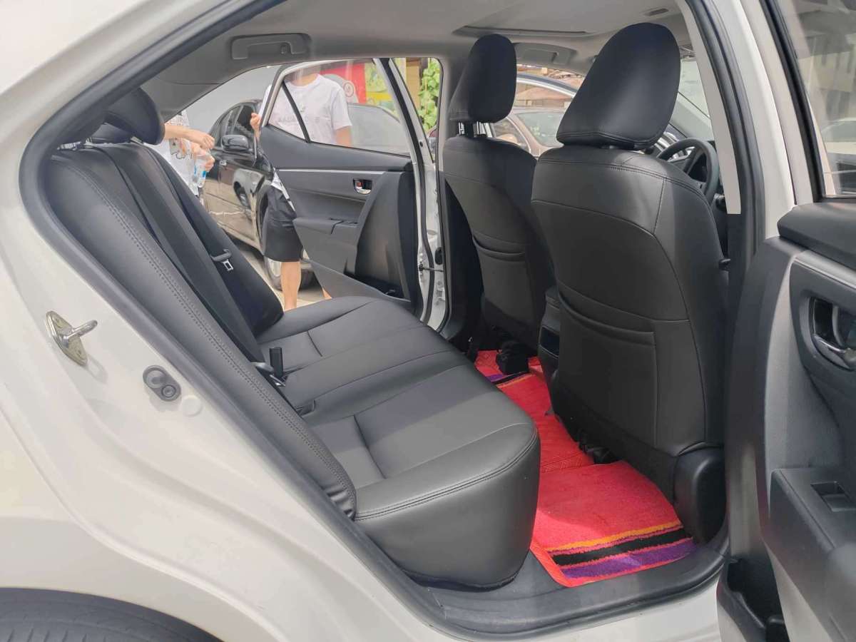 Toyota Corolla Hybird E+ 2017 immagine di auto #9