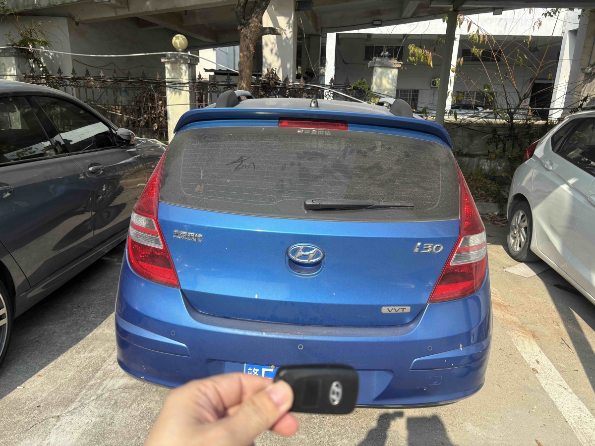 Hyundai i30 2010 #9 Hyundai i30 2010 car image #9