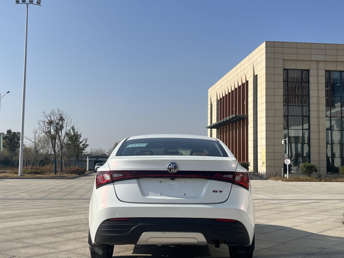MG GT 2018 car image #9