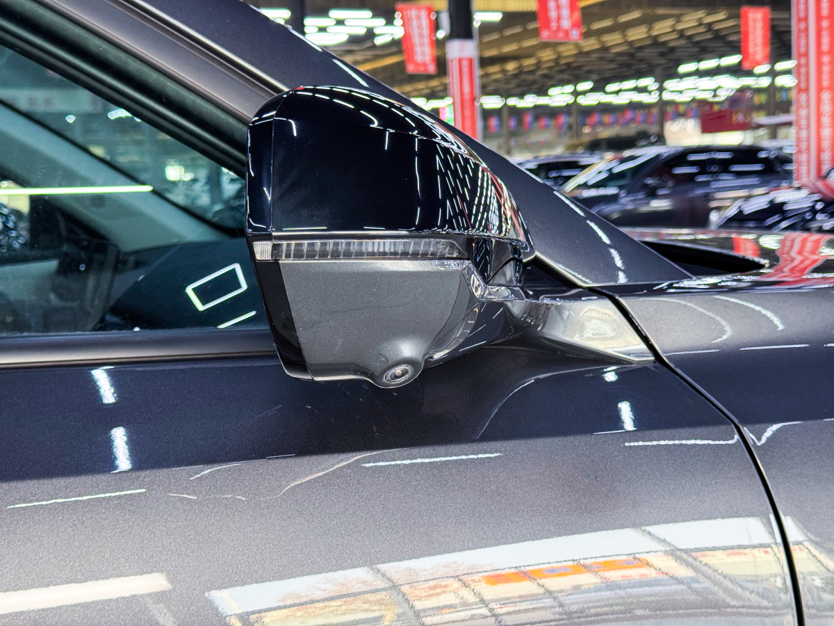 Changan UNI-Z PHEV 2024 #9 Changan UNI-Z PHEV 2024 car image #9