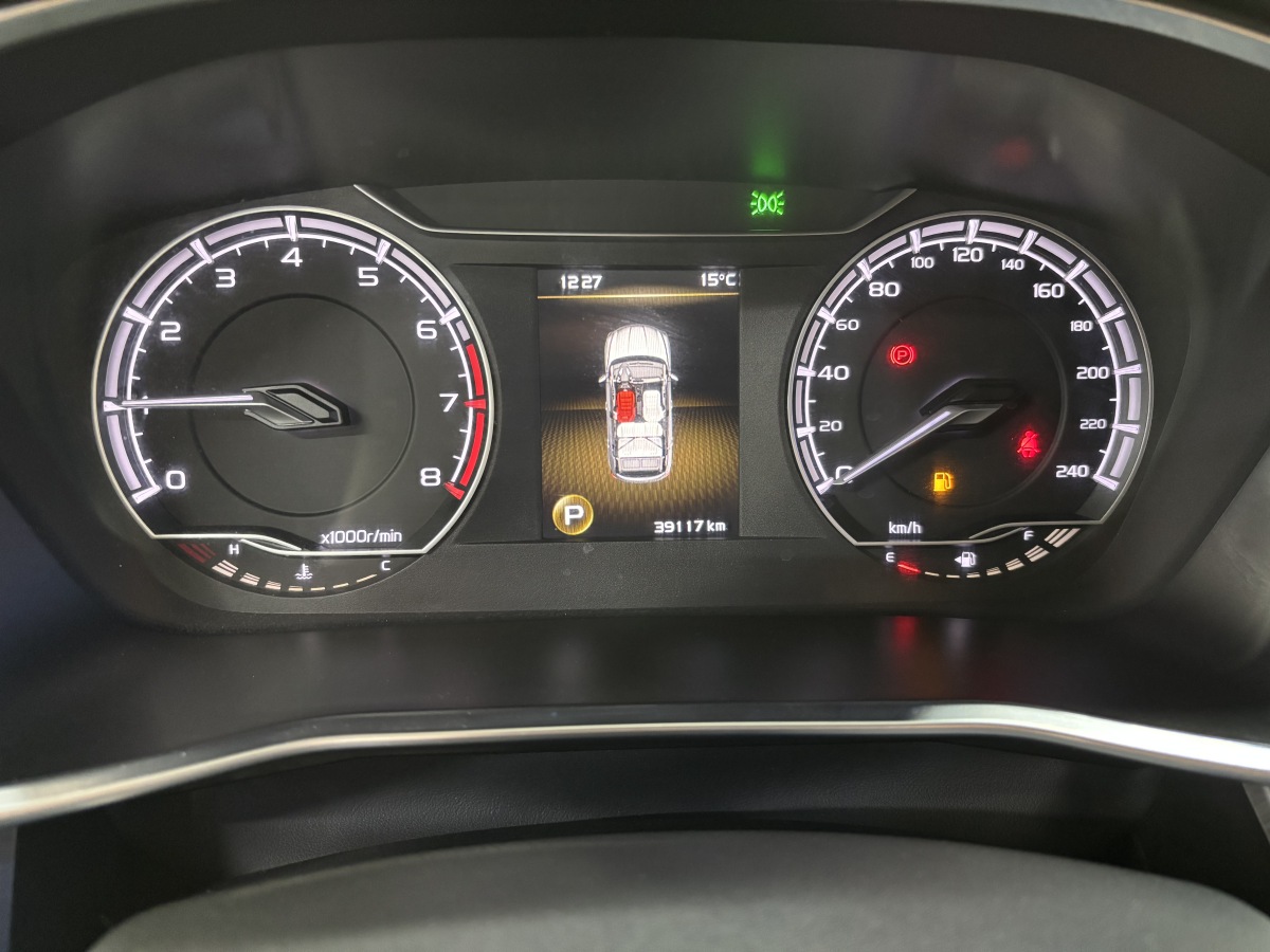 GEELY Coolray 2019 #9 GEELY Coolray 2019 car image #9