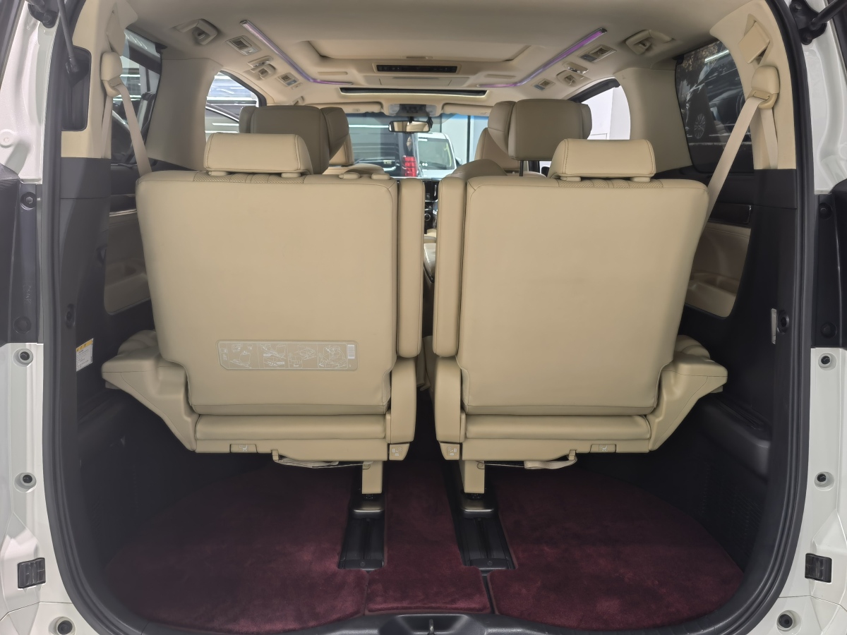 Toyota Alphard 2019 изображение автомобиля #9