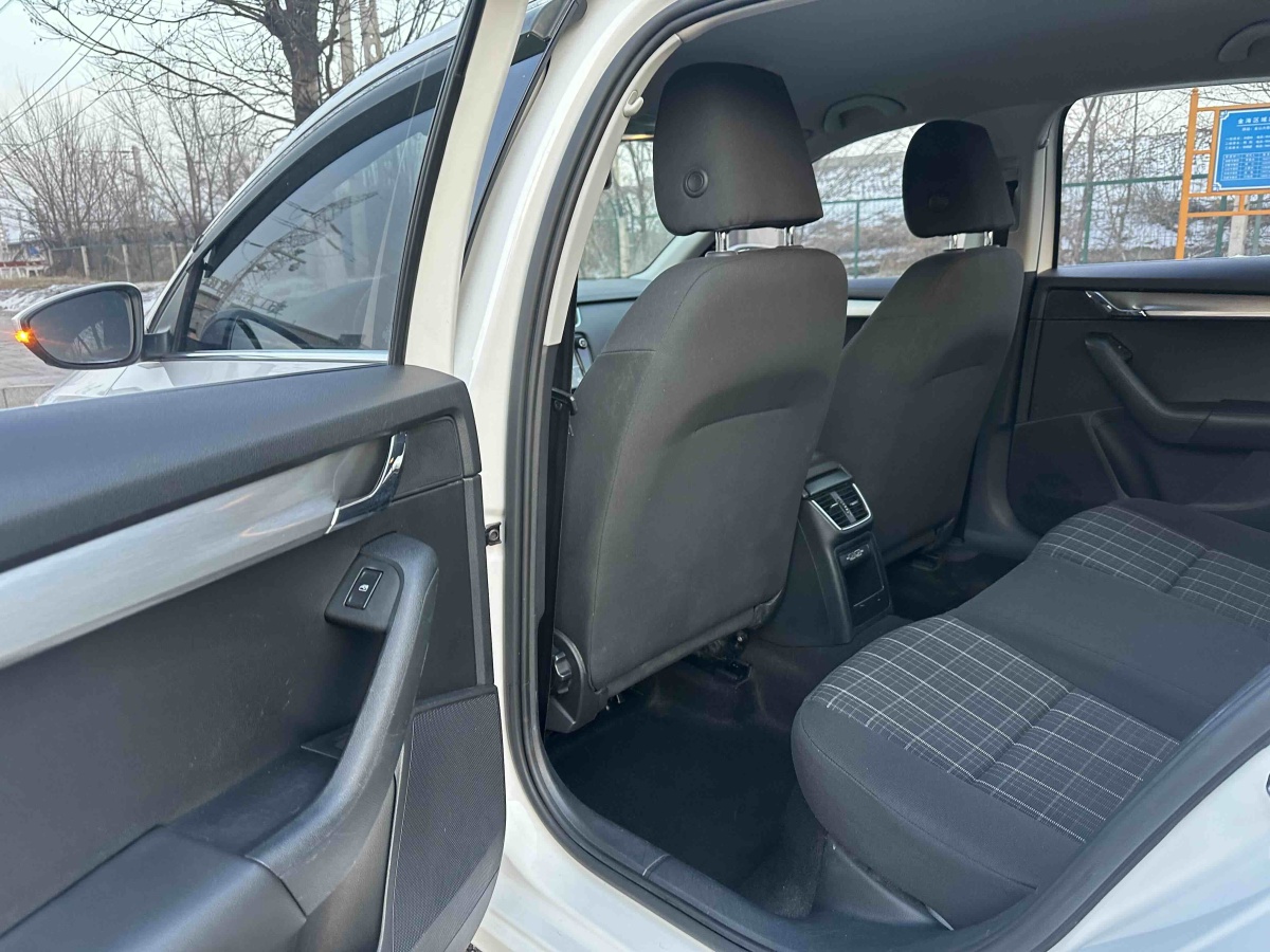 Skoda 2019 #9 Skoda 2019 car image #9