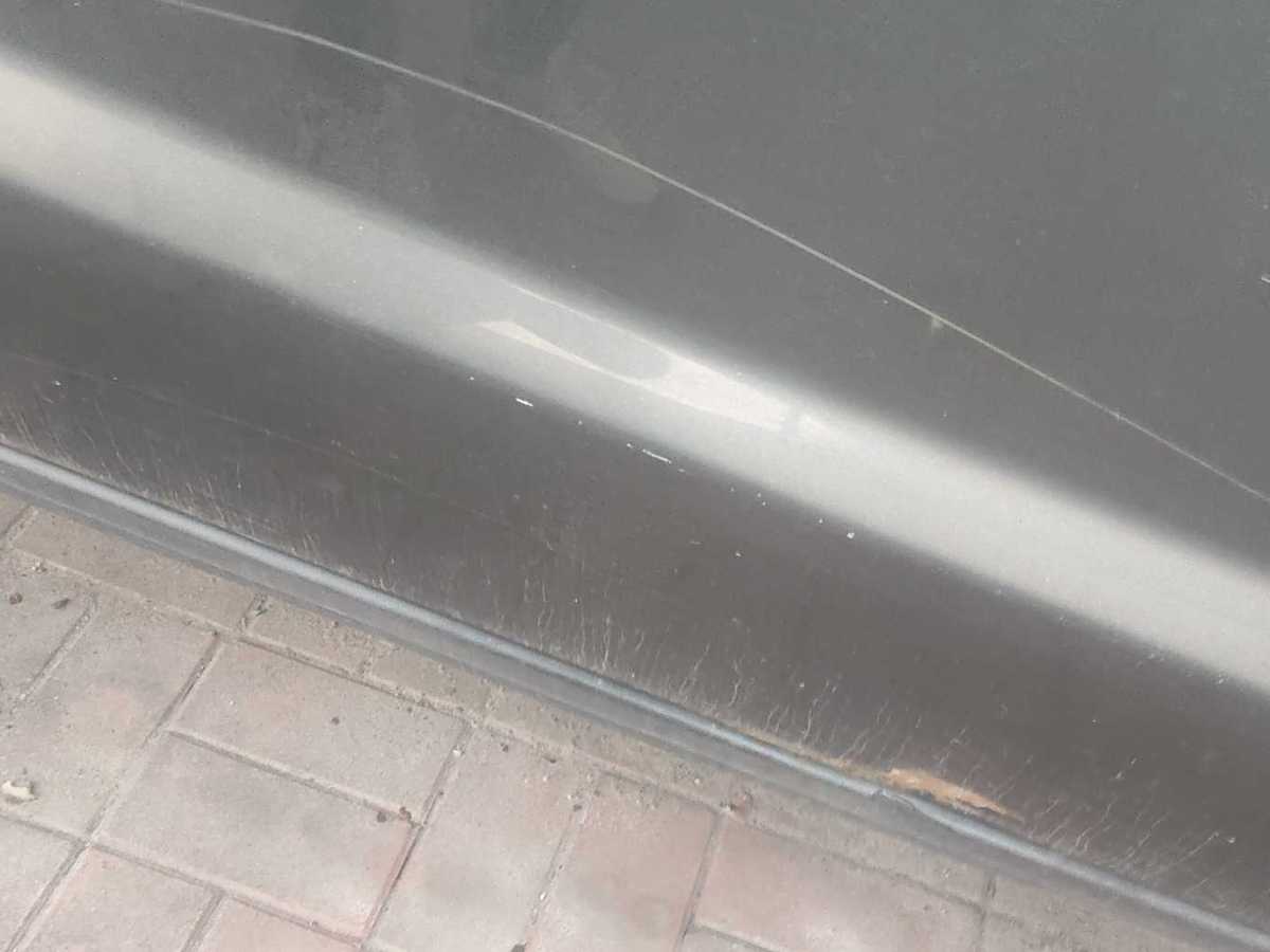 GEELY GX7 2012 car image #9