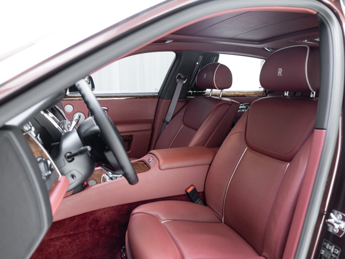 劳斯莱斯 古思特 2015 #9 劳斯莱斯 古思特 2015 汽车图片 #9