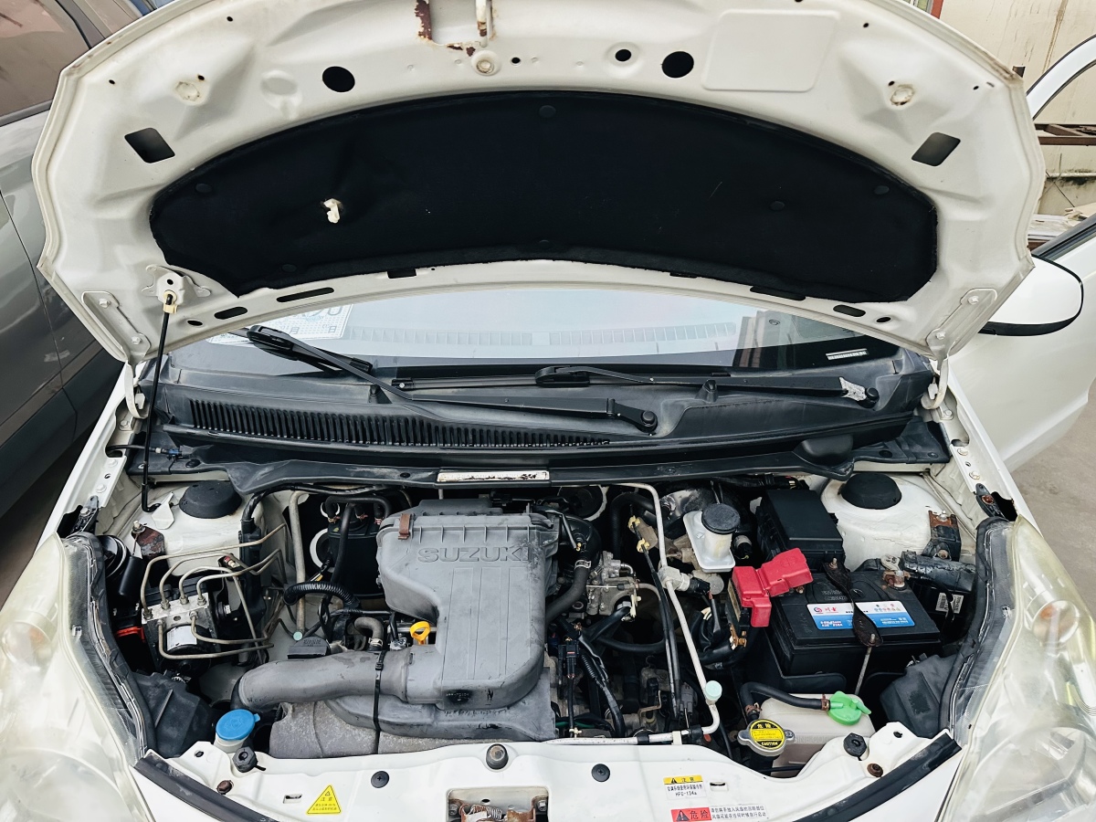 铃木 奥拓 2014 汽车图片 #9