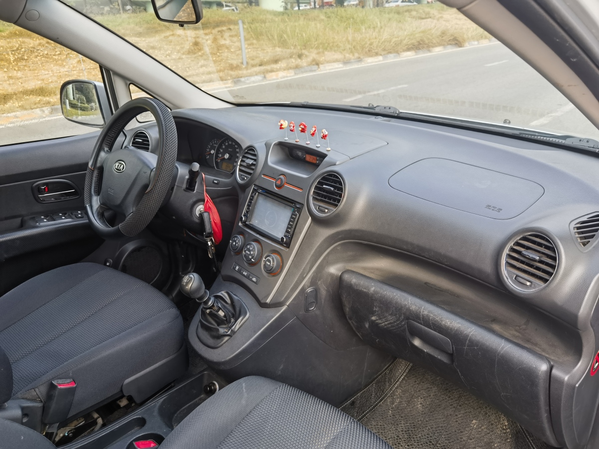 起亚 佳乐 2012 汽车图片 #9