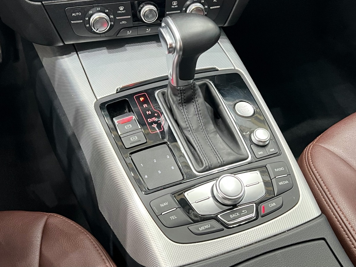 Audi A6L 2013 car image #9