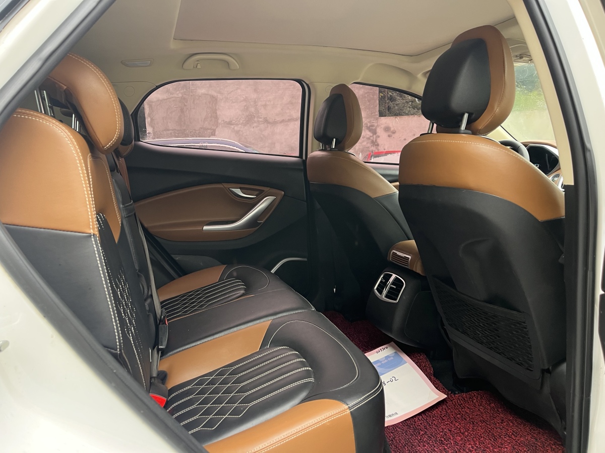 Soueast DX7 2018 car image #9