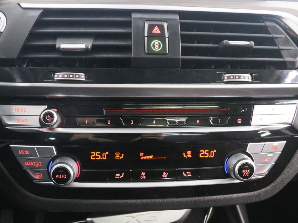 BMW X3 2019 car image #9