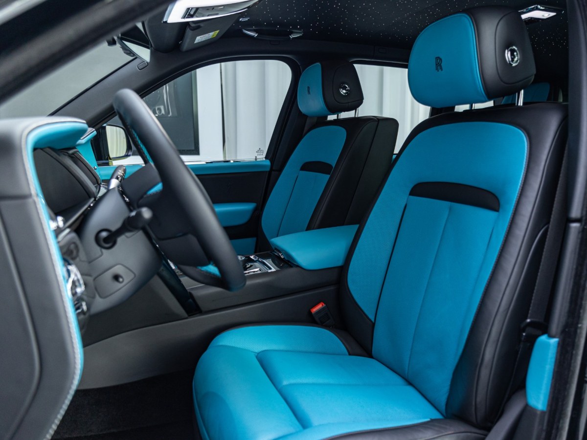 Rolls-Royce Cullinan 2021 car image #9
