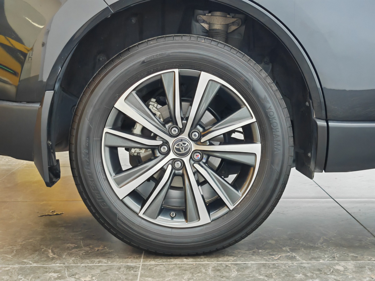 Toyota Harrier 2022 car image #9