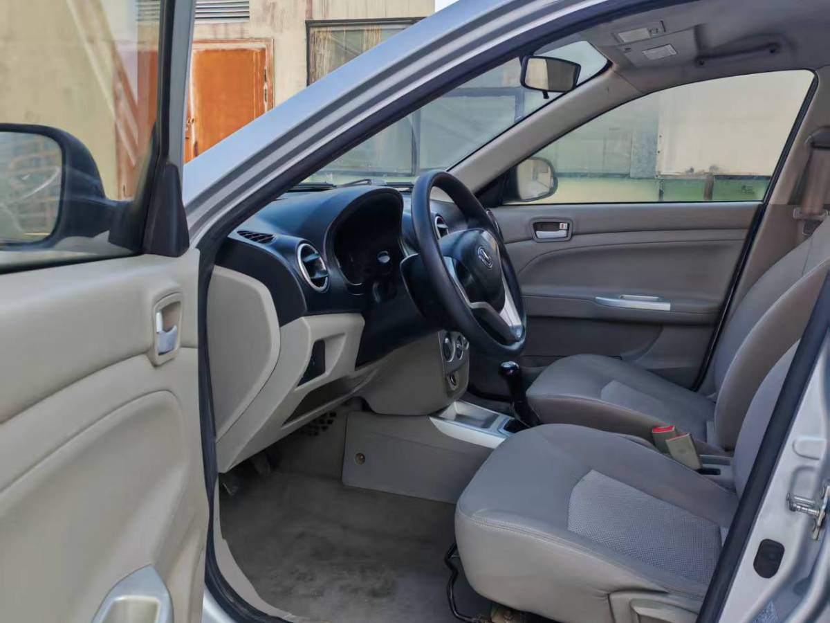 Changan Alsvin V3 2014 car image #9