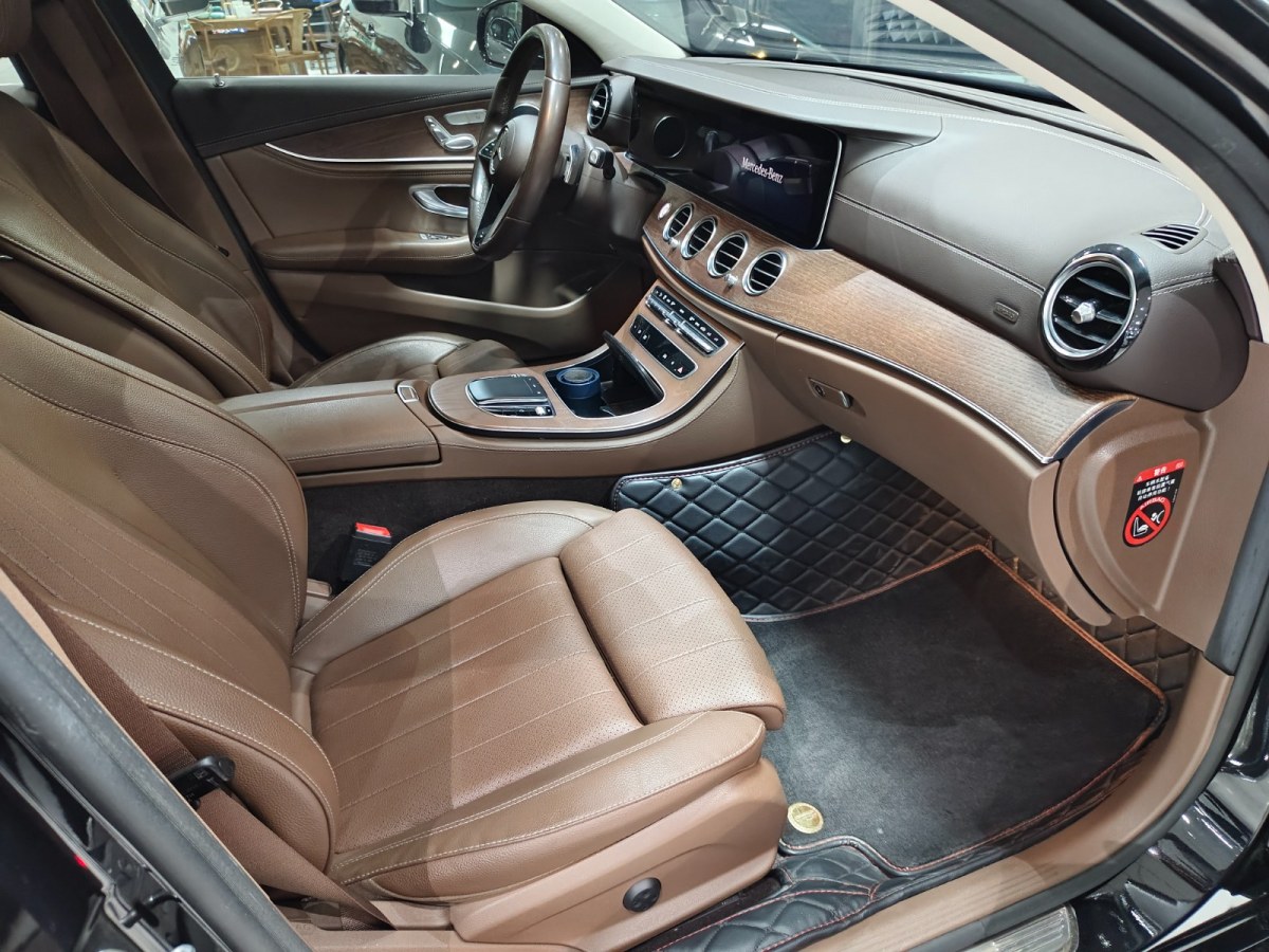 Mercedes-Benz 2023 car image #9
