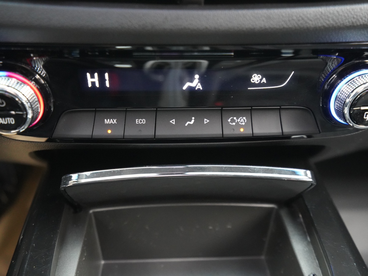 Chevrolet Charm 2023 car image #9