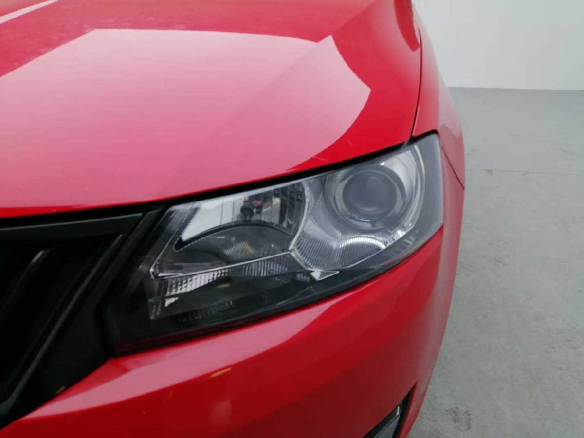 Skoda Rapid Spaceback 2016 immagine di auto #9