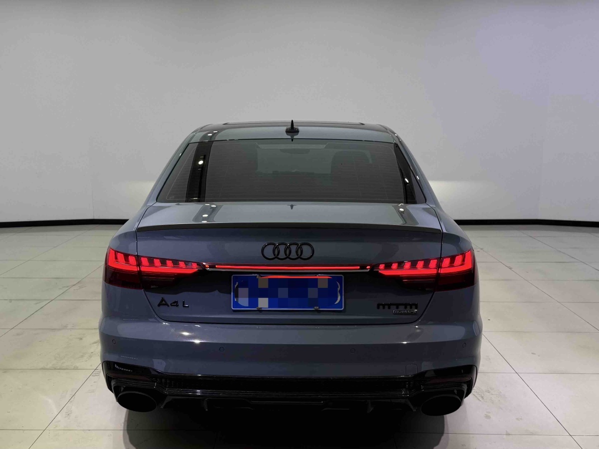 Audi A4L 2023 car image #9
