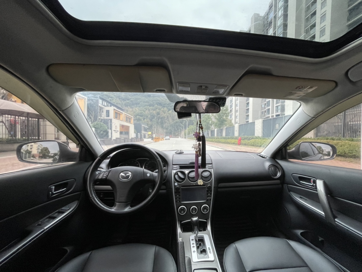 Mazda 2013 car image #9