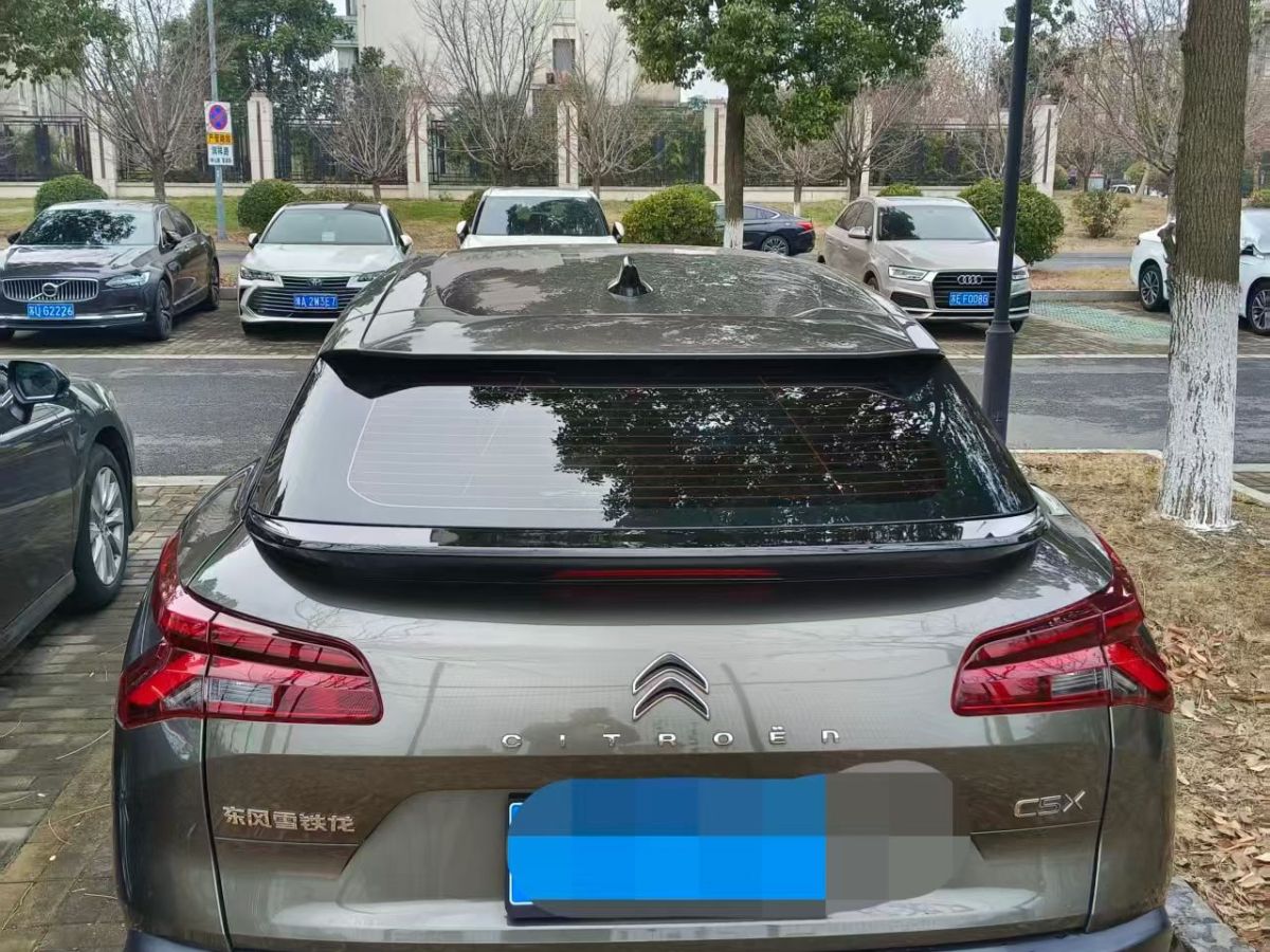 Citroen C5 X 2025 car image #9