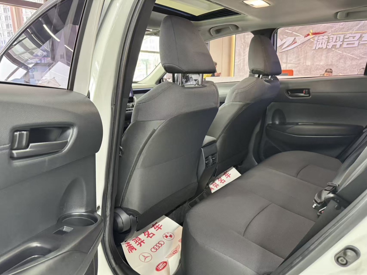 Toyota Corolla Cross 2022 immagine di auto #9