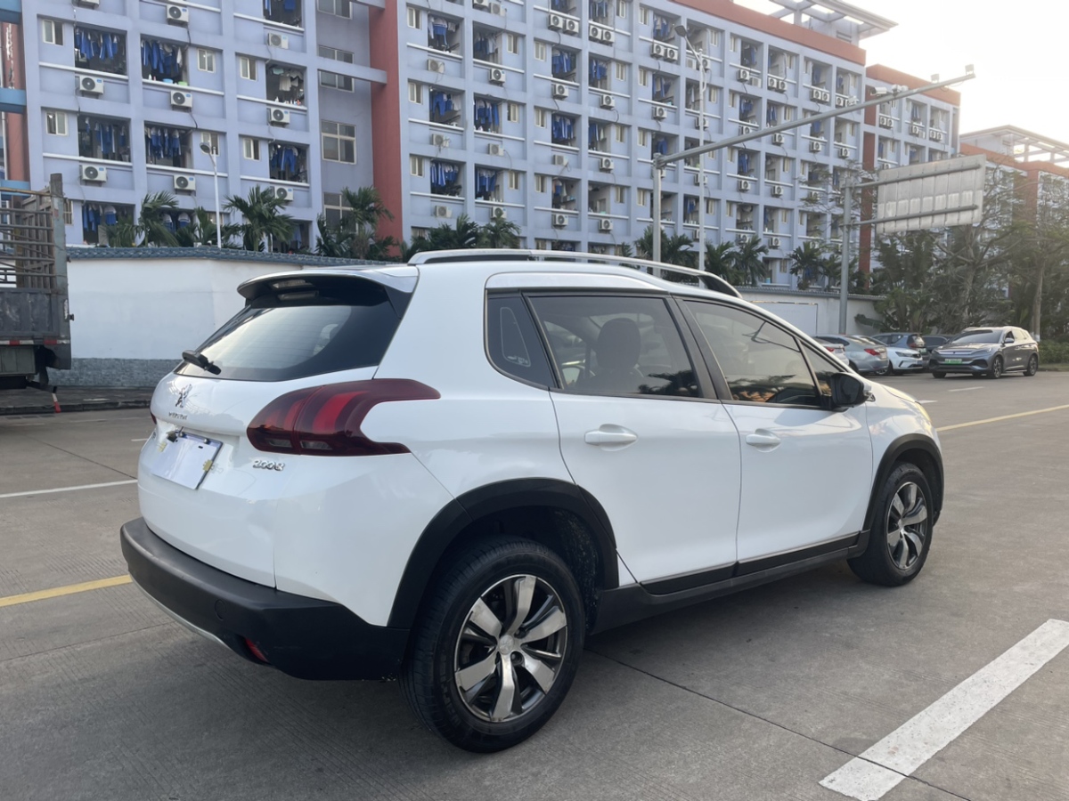 Peugeot 2008 2019 immagine di auto #9