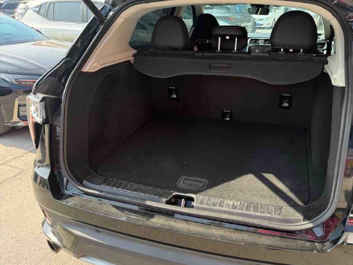 Lynk & Co 01 EM-P 2019 car image #9